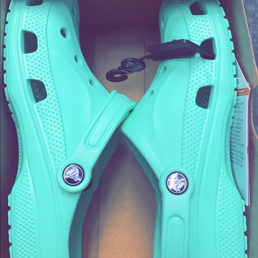 Crocs
